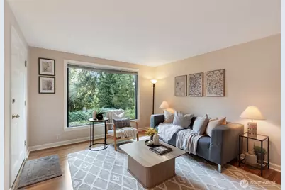 16025 10th Ave NE, Shoreline, WA 98155 - Photo 8