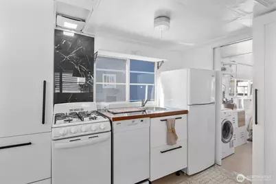 2040 Westlake Avenue N #Slip14, Seattle, WA 98109 - Photo 6