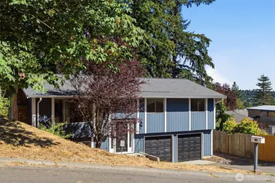 2715 Lodgepole Drive SE, Port Orchard, WA 98366 - Photo 2