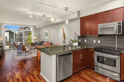 125 Ferncliff Avenue NE #E242, Bainbridge Island, WA 98110 - Photo 12