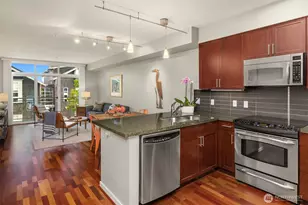 125 Ferncliff Ave NE, Bainbridge Island, WA 98110 - Photo 12