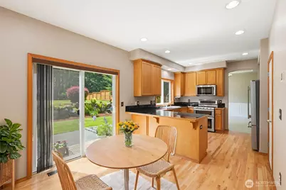 8206 211th Avenue SE, Snohomish, WA 98290 - Photo 10