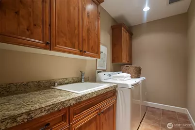 12729 NE 105th Court, Kirkland, WA 98033 - Photo 32