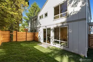 123 N 136th St, Seattle, WA 98133 - Photo 14