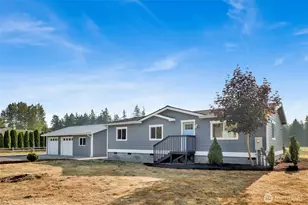 7633 Avery Ln, Custer, WA 98240 - Photo 1