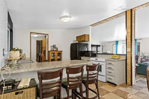 607 SE 37th St, Auburn, WA 98002 - Photo 10