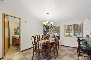 607 SE 37th St, Auburn, WA 98002 - Photo 12