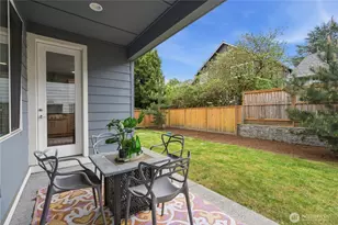 8215 NE 126th Dr, Kirkland, WA 98034 - Photo 24