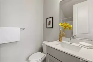8215 NE 126th Dr, Kirkland, WA 98034 - Photo 10