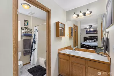 6260 Alexis Drive NE, Bremerton, WA 98311 - Photo 18