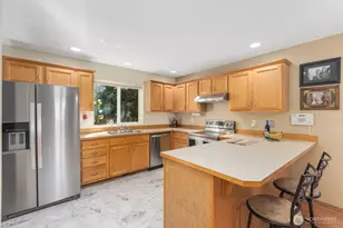 6260 Alexis Dr NE, Bremerton, WA 98311 - Photo 8