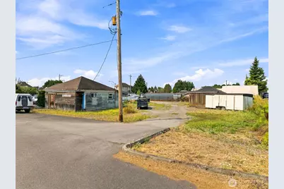 1642 3rd Street, Enumclaw, WA 98022 - Photo 8