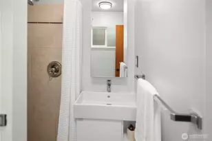 263 N 171st St, Shoreline, WA 98133 - Photo 28
