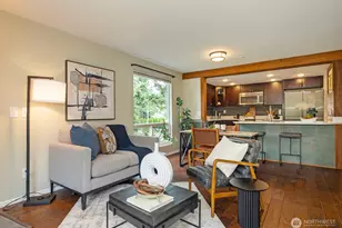 823 N 161st Pl, Seattle, WA 98133 - Photo 2