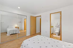 23339 Cedar Way, Mountlake Terrace, WA 98043 - Photo 12