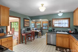 3020 NW 60th St, Seattle, WA 98107 - Photo 4