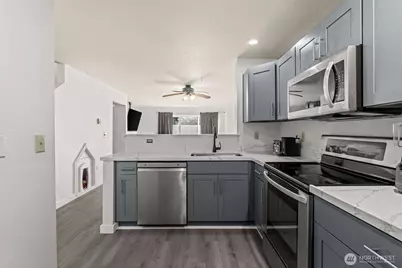 2100 S 336th Street #P4, Federal Way, WA 98003 - Photo 8