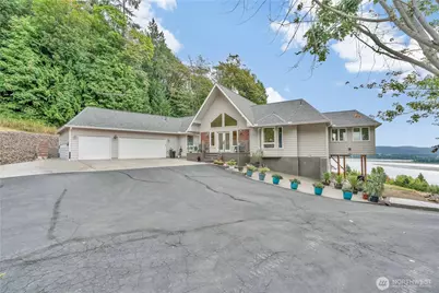 1663 E State Route 4, Cathlamet, WA 98612 - Photo 1