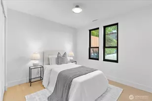 4011 SW Maryland Pl, Seattle, WA 98116 - Photo 14