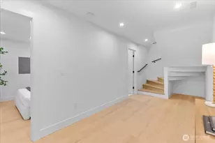4011 SW Maryland Pl, Seattle, WA 98116 - Photo 18