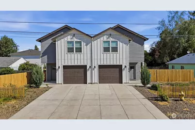957 Willow St, Kelso, WA 98626 - Photo 1