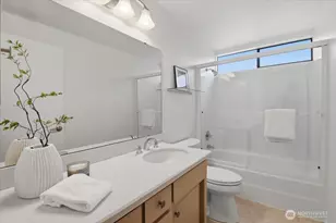 17816 NE 12th St, Bellevue, WA 98008 - Photo 14