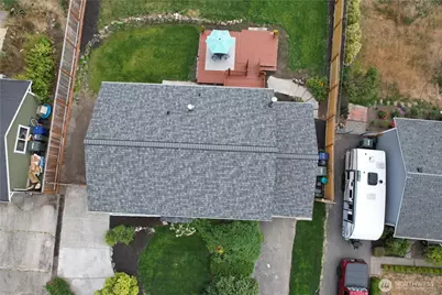10125 NE 202nd St, Bothell, WA 98011 - Photo 34