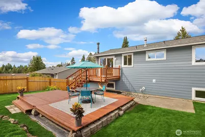 10125 NE 202nd St, Bothell, WA 98011 - Photo 30