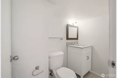10532 Evanston Avenue N, Seattle, WA 98133 - Photo 20
