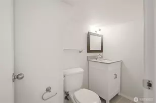 10532 Evanston Ave N, Seattle, WA 98133 - Photo 20