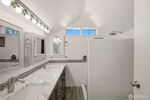 10532 Evanston Ave N, Seattle, WA 98133 - Photo 24