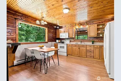 71509 NE Old Cascade Highway, Skykomish, WA 98288 - Photo 12