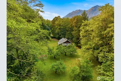 71509 NE Old Cascade Highway, Skykomish, WA 98288 - Photo 36