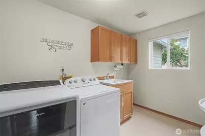 9805 76th Street SW, Lakewood, WA 98498 - Photo 14