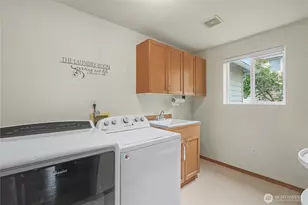 9805 76th St SW, Lakewood, WA 98498 - Photo 14