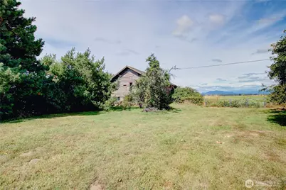 17483 Peterson Road, Burlington, WA 98233 - Photo 10