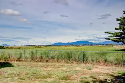 17483 Peterson Road, Burlington, WA 98233 - Photo 6