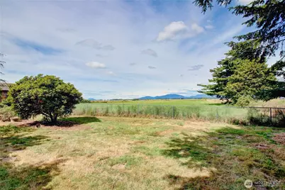 17483 Peterson Road, Burlington, WA 98233 - Photo 12