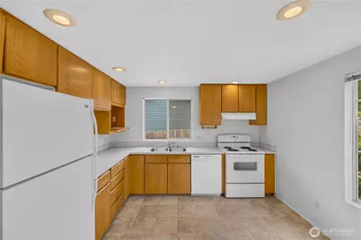 3812 W 3rd Street, Anacortes, WA 98221 - Photo 6