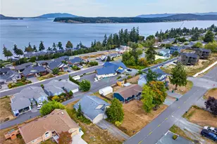 3812 W 3rd St, Anacortes, WA 98221 - Photo 30