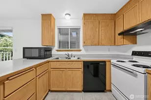 7603 46th Ave E, Tacoma, WA 98443 - Photo 12