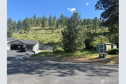 4057 Lakeview Place, Chelan, WA 98816 - Photo 6
