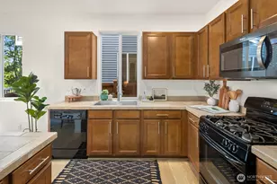 504 124th St SE, Everett, WA 98208 - Photo 10
