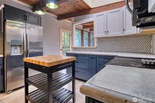 1788 Cliff Rd, Point Roberts, WA 98281 - Photo 12