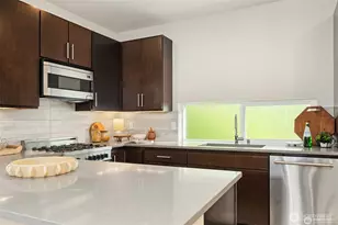 2409 NW 64th St, Seattle, WA 98107 - Photo 8