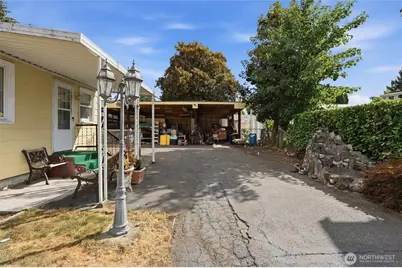 514 Violet Meadow Street S, Tacoma, WA 98444 - Photo 28