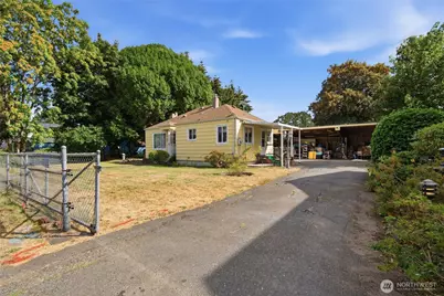 514 Violet Meadow Street S, Tacoma, WA 98444 - Photo 2