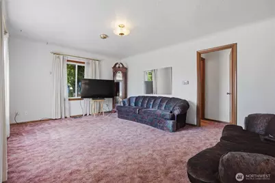 514 Violet Meadow Street S, Tacoma, WA 98444 - Photo 10