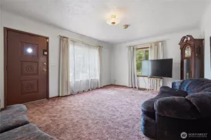 514 Violet Meadow St S, Tacoma, WA 98444 - Photo 8