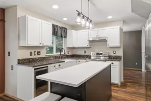 2977 NE Loyola St, Bremerton, WA 98311 - Photo 12